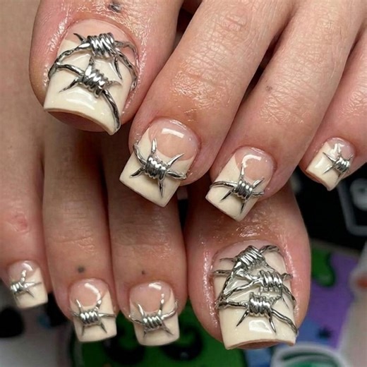 Silver Barbed Wire Toe Nails, 3D Chrome Grunge Pedicure, Edgy Y2K Gothic Toes - Etsy