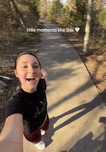 Fresh air for both of us 🤍 #momcontent #momcreator #postpartum #sahmlife #firsttimemom