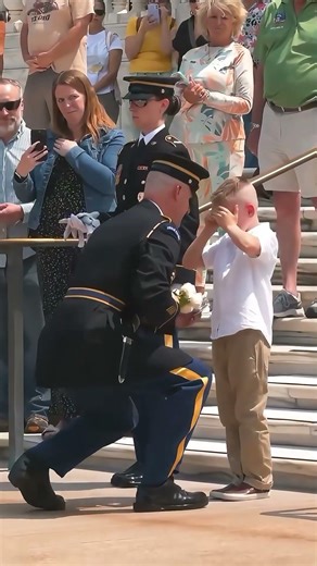 Fallen soldiers coming home #soldier #fallen #fallensoldier #homecoming #sad