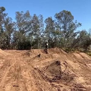 My new vlog is live on my YouTube! Tap the link for the full video https://youtu.be/LAFvr1bYwqg | Buttery Films