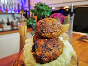 🧆Chiftele de Porc la Cuptor - Parjoale Moldovenesti la Cuptor❗ Spor la gatit si pofta mare!!! #chefflorinarvunescu #florinmasterchef #chiftele #parjoale #arvunescu #reteterapide | Chef Florin Arvunescu