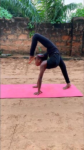 31K views · 1.7K reactions | My flexibility tricks compilation ✌️ | FlexibleSonia | Facebook