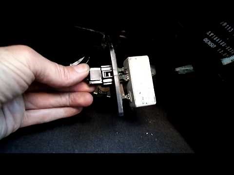 Jeep Grand Cherokee Blower Motor Resistor Removal