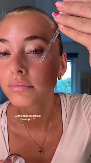 Newspaper at everyone starting school now 🥲❤️ | isascholdd