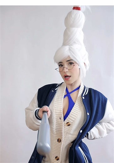 Grandma Cosplay Transformation with Granny Seiko Style