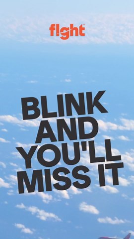 High-Speed Jet Passes Close at 570 mph