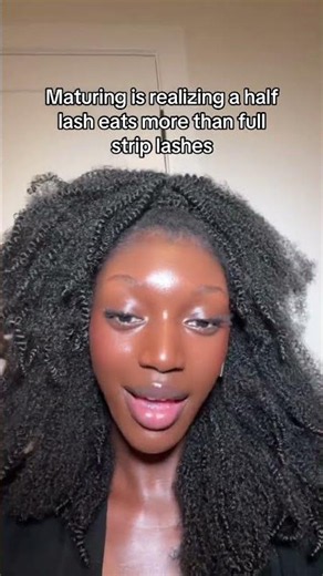 I think half lashes look way more natural and seemless than strips #lashes #halflashes #makeup