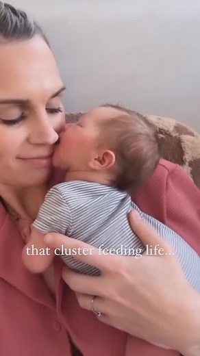 Cluster feeding: when your baby decides your boobs are an all-you-can-eat buffet… for HOURS. 🍽️😂 One minute, you think they’re finally full, and the next? Cue the milk panic, like they haven’t been attached to you all day. 😵‍💫 If you’re feeling trapped on the couch, surviving on one-handed snacks, and wondering if your baby will ever not be hungry… you’re not alone, Mama. Cluster feeding is completely normal, it helps boost your milk supply, and (even though it feels endless right now) it wo