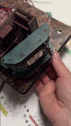 FUNPOLA LED 3D Wooden Puzzle Spellbound Official