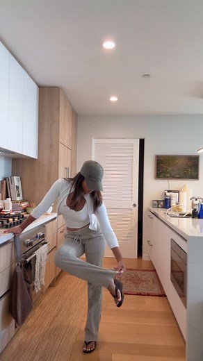 Azar Key | 5 weeks left of LA 👀 | Instagram