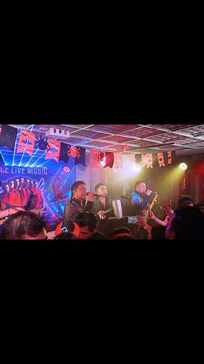 18 reactions |  LLENO TOTAL en ALICE Live Music  ✨Viernes 31 junto a Veneno ✨ | ALICE Live Music | Facebook