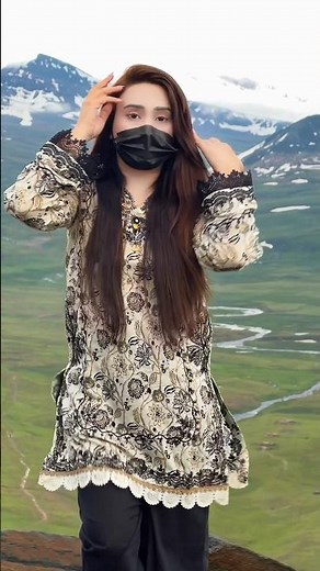 Snow Mountain Vibes 🏔️ Elegant Black & White Outfit | Travel Fashion #Shorts #youtubeshorts #viral
