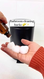 16K reactions · 558 shares |  Bathroom magic in minutes with these game-changing tips!  Ready to try them out in your space? #homehacks #cleaninghacks #cleaningtips | Carolina McCauley | Facebook
