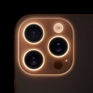 9.5K views · 57 reactions | La computadora de escritorio todo‑en‑uno definitiva. Diseñada para Apple Intelligence. iMac con Chip M4, ya disponible en iShop. | iShop Mixup | Facebook