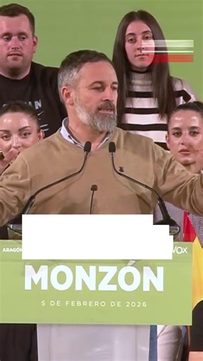Abascal dice que Sánchez es "un maldito lacayo de George Soros y Bill Gates": "Es una especie de Robin Hood que se pelea con los multimillonarios" https://ow.ly/fvgz50Y9ySW | Europa Press