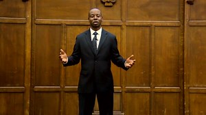 Are you going to be an #NCLgrad but not sure how to wear your gown? Don't worry, Doug is here to take you through the four key steps to wearing a gown like a boss at your ceremony. | Newcastle University