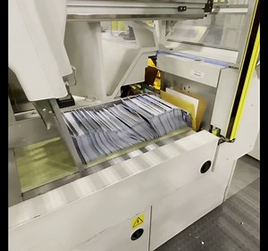 This is the way we sort the flats. AFSM 100 with Automated Tray Handling System