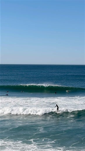 Would you go on this wave?! #Surfing #HuntingtonBeach #California
