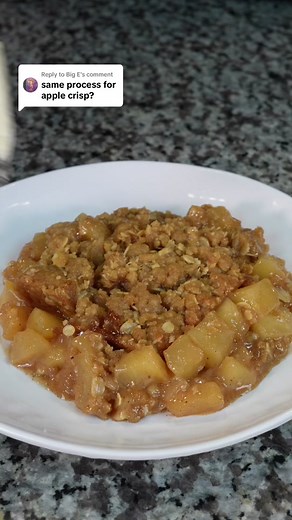 Replying to @Big E Apple Crisp Full Recipe - Ingredients & Instructions are below and on my blog www.royaleeats.com Ingredients: •3 Pounds Honey Crisp Apples, or apples of choice •Fresh Squeezed Lemon Juice from 1 Lemon •⅓ Cup Light Brown Sugar •¼ Cup White Sugar •1 ½ Teaspoons Cinnamon •½ Teaspoon Nutmeg •1 Teaspoon Vanilla Extract •¼ Cup of Unsalted Butter (½ Stick) •Cornstarch Slurry: 4 Teaspoons Cornstarch 4 Teaspoons Water Oat Topping •¾ Cup Whole Oats •1 Cup Light Brown Sugar •¾ Cup All-Pu