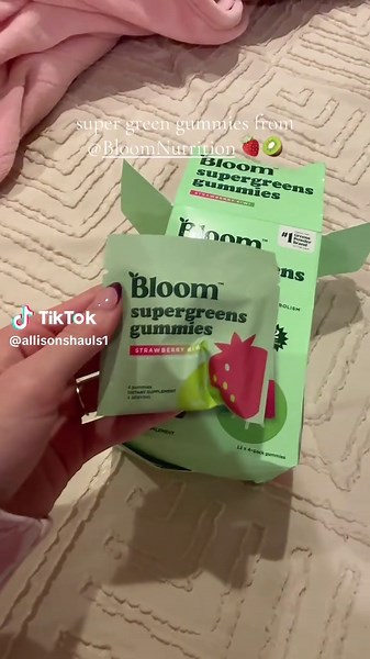 i’m so excited to try these!! @Bloom Nutrition 👏🏼 #fyp #foryou #bloompartner #bloomnutrition