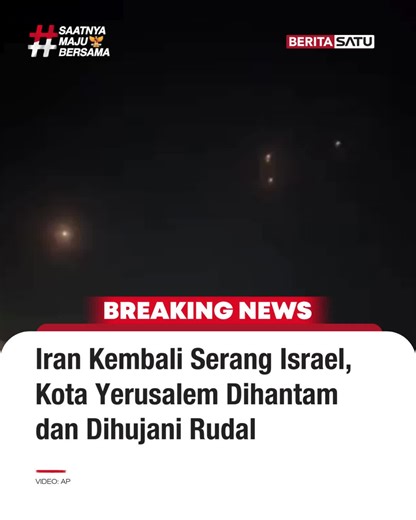 Serangkaian ledakan keras terdengar di langit Yerusalem pada Minggu (1/3/2026) malam. Insiden itu terjadi tak lama setelah militer Israel mengumumkan telah mendeteksi peluncuran rudal dari Iran. Ledakan terdengar setelah sirene peringatan berbunyi di berbagai wilayah kota usai militer Israel menyatakan telah mendeteksi rudal yang diluncurkan dari Iran menuju Israel. 7 orang dilaporkan terluka akibat serangkaian ledakan tersebut. Simak berita selengkapnya di BeritaSatu.com, BeritaSatu TV, YouTube