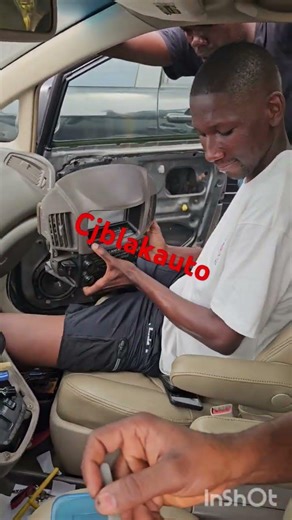 INSTALLING ANDROID CAR STEREO ON RX 300 LEXUS. CALL/WATSAPP NO; 08087834141