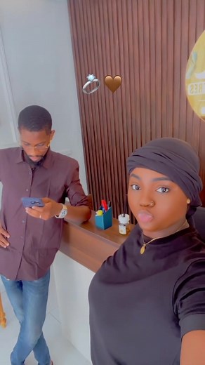 Inauguration @Univers des montres UDM #theba💍❤️ #inauguration #percer #couplegoals_love #tiktoksenegal221🇸🇳 #tendance2023 #jeunecouple #mbeuguelchallenge #fly #foryourpage #abadane❤️🔐🥰 #moncoeur #