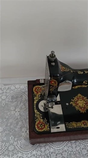 1929 Model 128 Singer Sewing Machine, Restored #sewingmachine