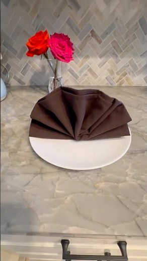 Make Your Table Pop! Easy Fan Napkin Fold Tutorial 🍽️✨