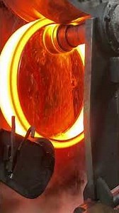 Inside the forging factory Expanding Steel: The Ring Rolling Process #forging #forge #machine