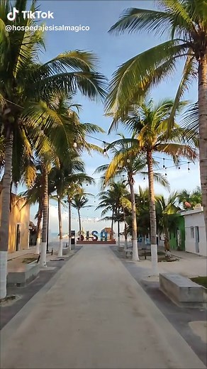 Playa Sisal Yucatan: Destinos Turísticos en México