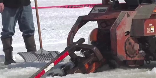 World’s First International Ice Carousel Spins in Maine