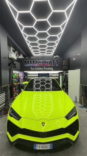 Wrapping Lamborghini Urus 💛 #cuggi #wrapping #lamborghini #urus