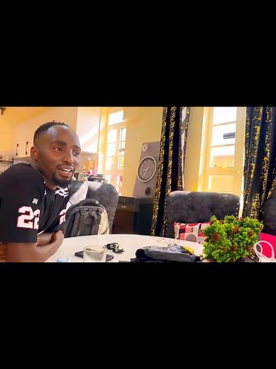 Huku Nje Mna Mambo 😅😅 #dogocharliechallenge #dogocharliechallenge #tiktokke #fyp #trendin #tiktokke