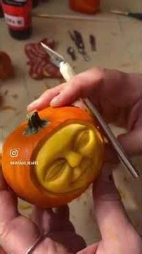 Carving face on a pumpkin #pumpkincarving #pumpkincarver #halloweenideas #pumpkincarvingtutorial