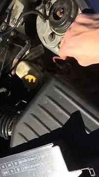 Power Outlet fuse location 02 Pt Cruiser