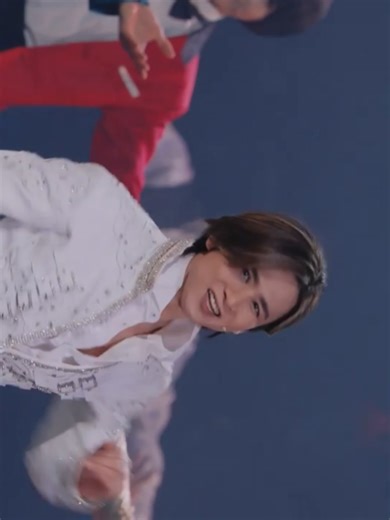 光一くんのターン、クルクルキレイで大好き🫶 光一くんのダンス、指先までキレイで大好き🫶 勝利くん、笑顔可愛いなぁ😊 原くんも元気いっぱいだ😄 SHOCKの円盤、早く観たいなぁ✨ #堂本光一 #佐藤勝利 #EndlessSHOCK