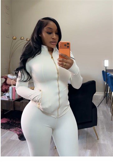 I love this two piece set!! | Two Piece Sets