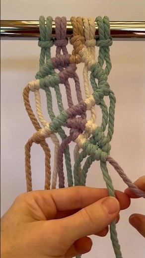 How to Create a Vine + Leaf Pattern in Macrame (Part 3) #macrametutorial #diymacrame