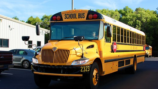 As Florida schools get rolling, traffic is picking up. How to share the road with school buses