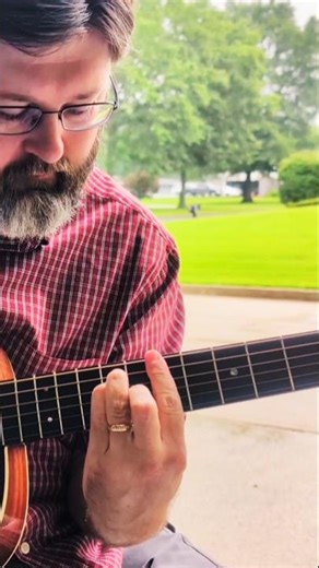 Blue Eyes Crying In The Rain