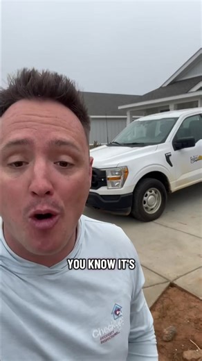 City inspector found one issue… Then I went into the attic 😳 Broken truss on a BRAND NEW build. #NewBuild #HomeInspection #RealEstateTok #CheckupPropertyInspectionsAlabama