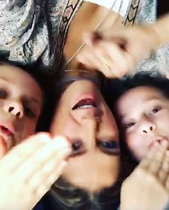 That feeling when we’re finally on House Husbands !... Here on set with these little superstar munchkins from the show 😘🌸👯👑🦄 #ourminitribe love these talented girls Lily & Madison, I was their age when I started on tv :) it's nice to be back xx | Delta Goodrem