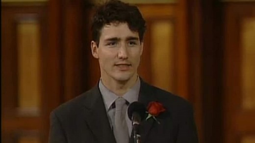 2000: Justin Trudeau delivers eulogy for father Pierre