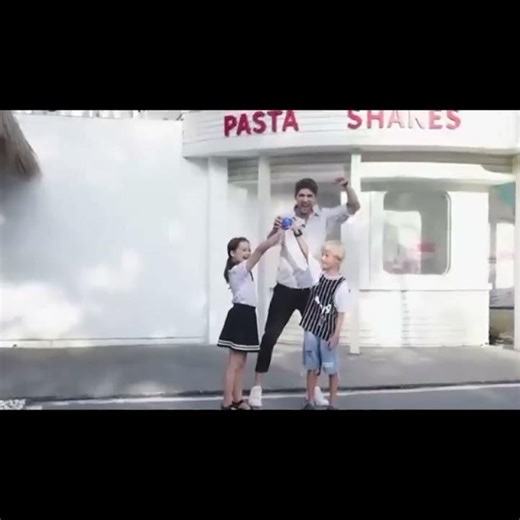 2026New Improved Flying Orb Ball Magic Hover Cosmic Globe👇https://s.click.aliexpress.com/e/_c4EZb1Rz