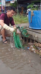 3.5M views · 40K reactions | Cleaning Garbage Clog Sewer Drain After Rain Flooding #cleaning #fblifestyle #short #rain #flood #Remove | Phea Cleaning Culverts | Facebook