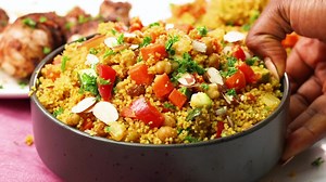 14K views · 105 reactions | MOROCCAN COUSCOUS - A quick and easy chicken couscous recipe you can prepare in less than 20 minutes!  RECIPE: https://www.africanbites.com/moroccan-couscous/ #NewOnTheBlog | Immaculatebites | Facebook
