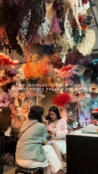 Exploring a Floral Cafe in Bacolod City