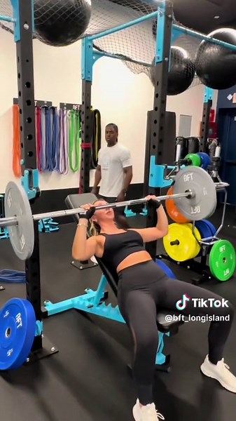 Step out of your comfort zone and push your limits at BFT Melville🔥🤘🏻. Our progressive programming is designed to challenge you and deliver real results. Experience the transformation that comes from dedicated training and expert guidance. Your journey to a stronger, fitter you starts here🌟! Give us a call at (631) 418-8444 to find out more📲! #bft_melville #bodyfit #strengthtraining #progressiveprogramming #differentbetter #fitnessmotivation