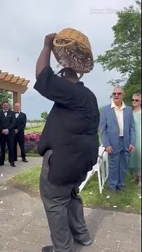 'Flower Man' goes viral at cousin's wedding in North Beach